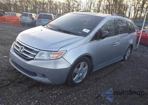 2011 Honda Odyssey Touring/Touring Elite z USA, uszkodzony, nr VIN 5FNRL5H91BB070433